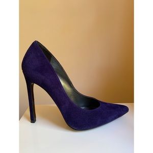 Stuart Weitzman Ink Suede Queen Pumps Size 9!
